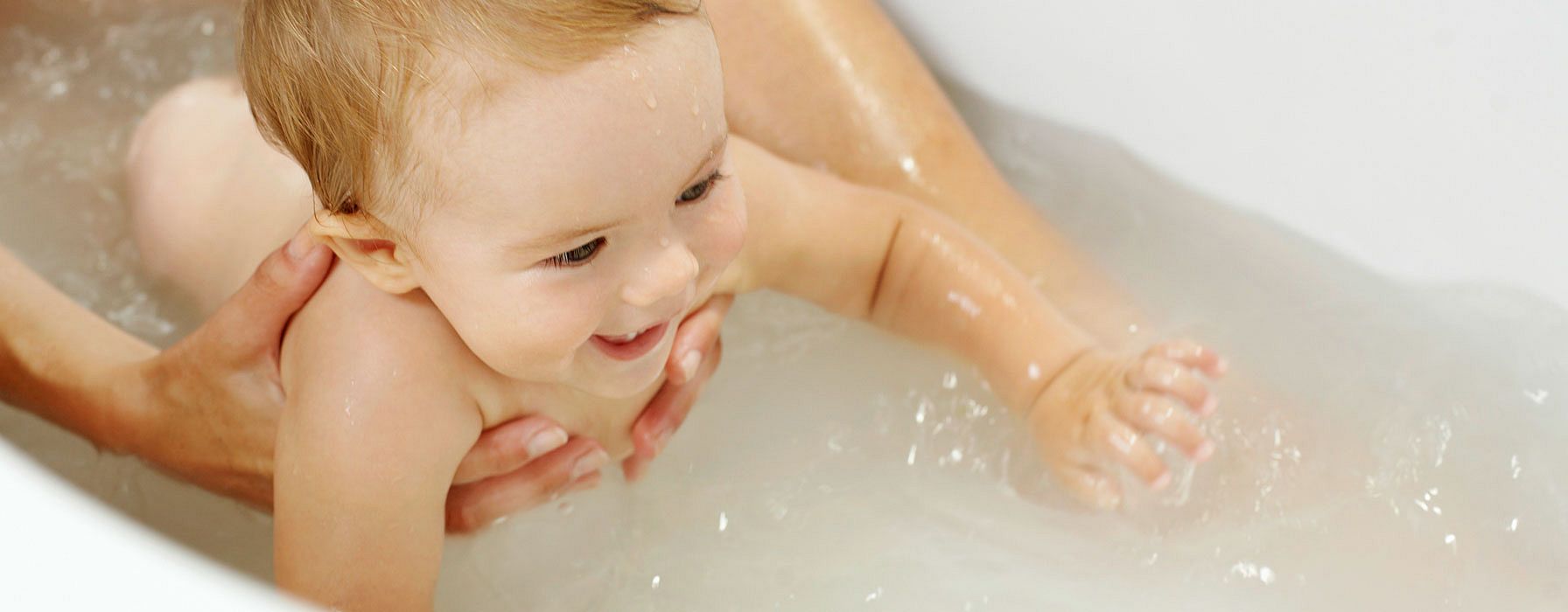 bebe baño