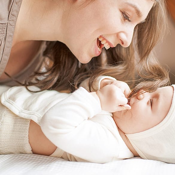 bebe y mama